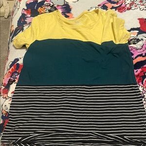 Maurices Yellow and Teal Colorblock Short Sleeve Tee